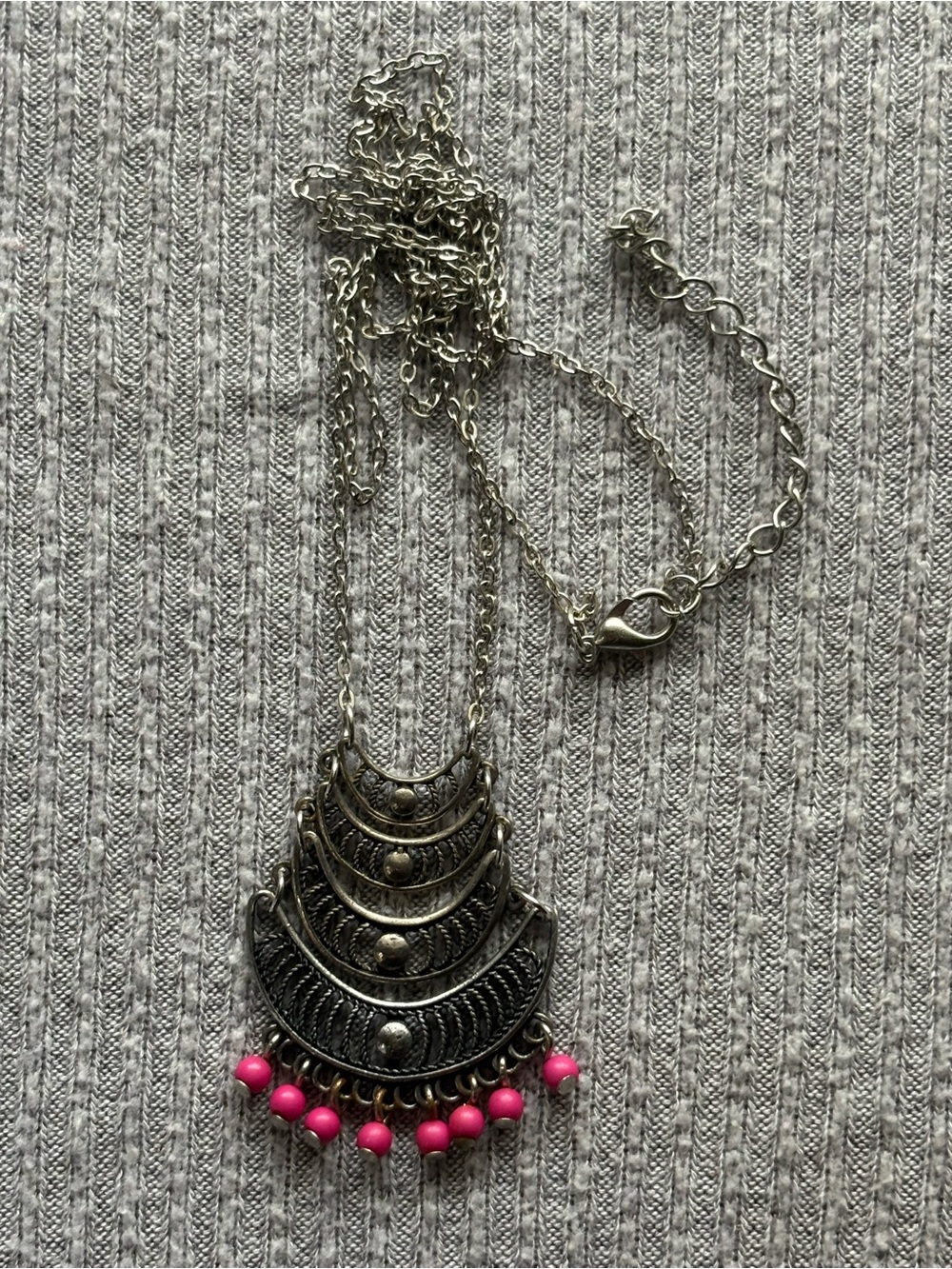 Vintage silver tone stacked crescent moons adjustable necklace w pink beads